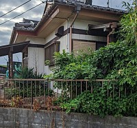 これがわが民家オフィス、遠慮なくどうぞ。